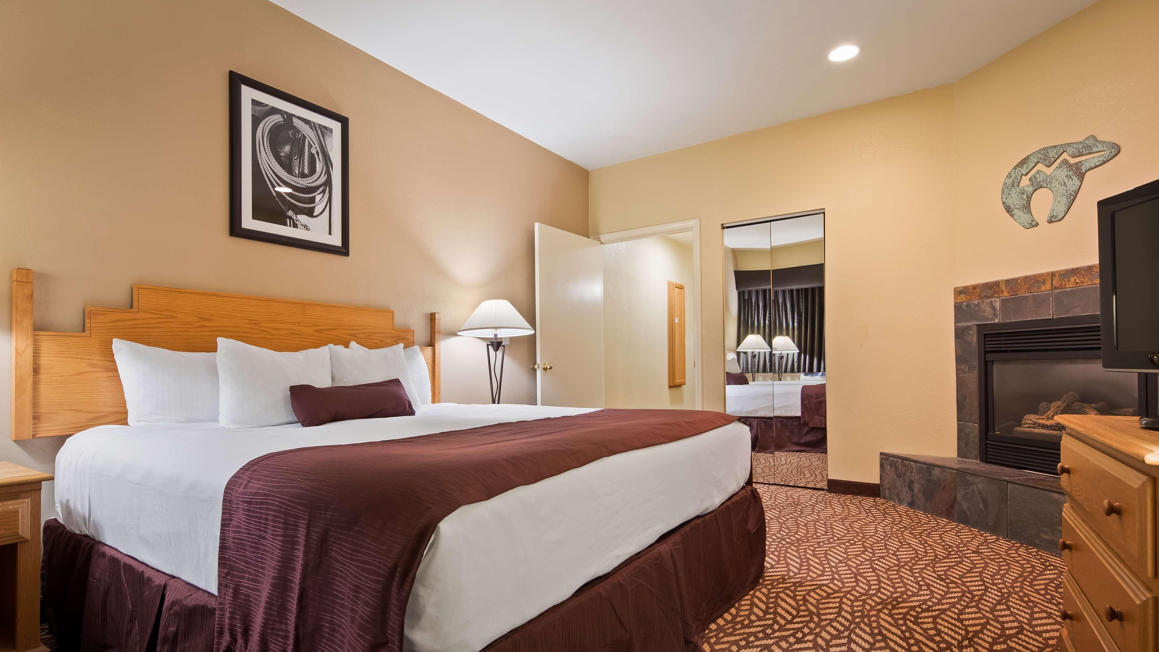 Best Western Turquoise Inn & Suites Кортес Екстер'єр фото