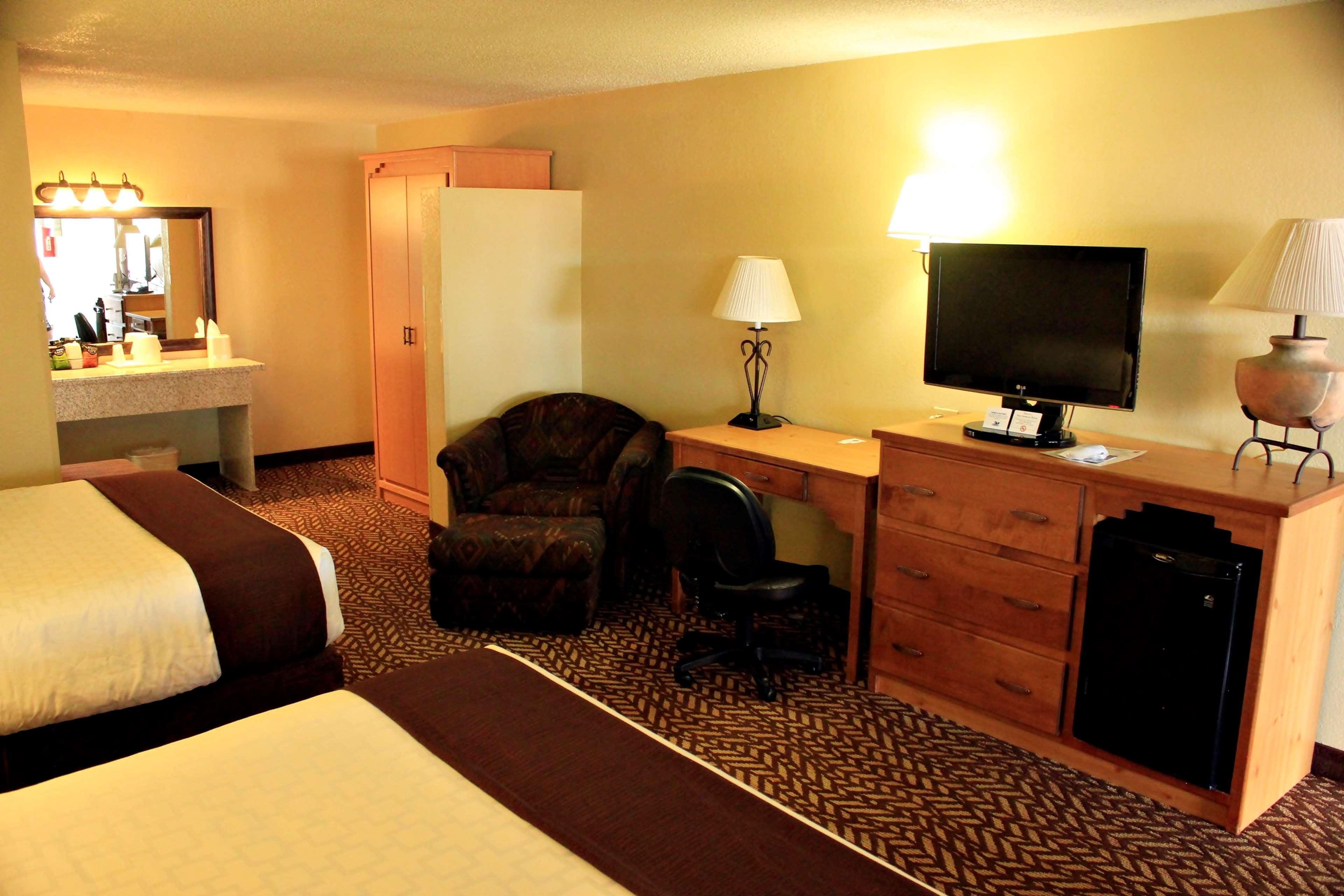 Best Western Turquoise Inn & Suites Кортес Екстер'єр фото