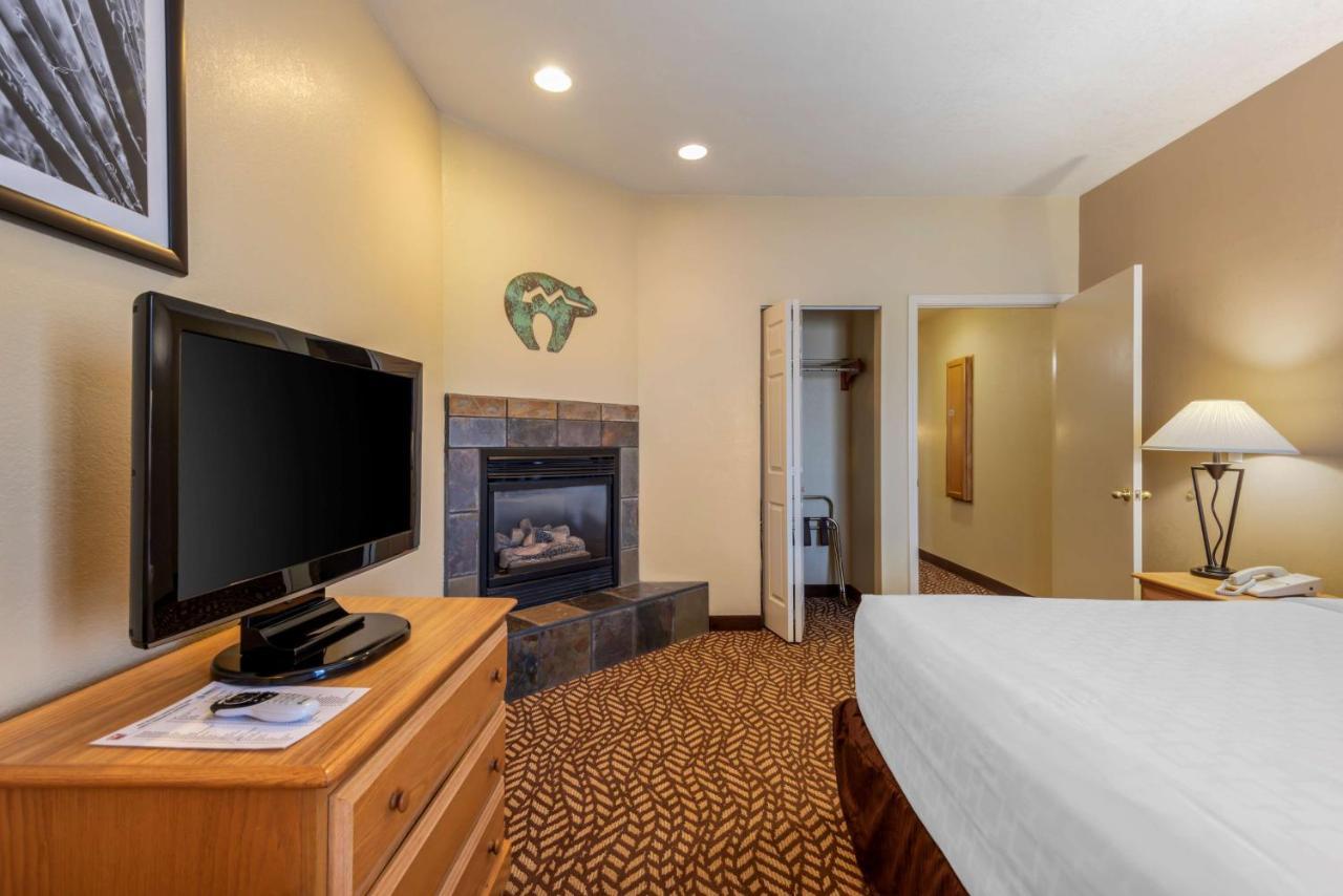 Best Western Turquoise Inn & Suites Кортес Екстер'єр фото