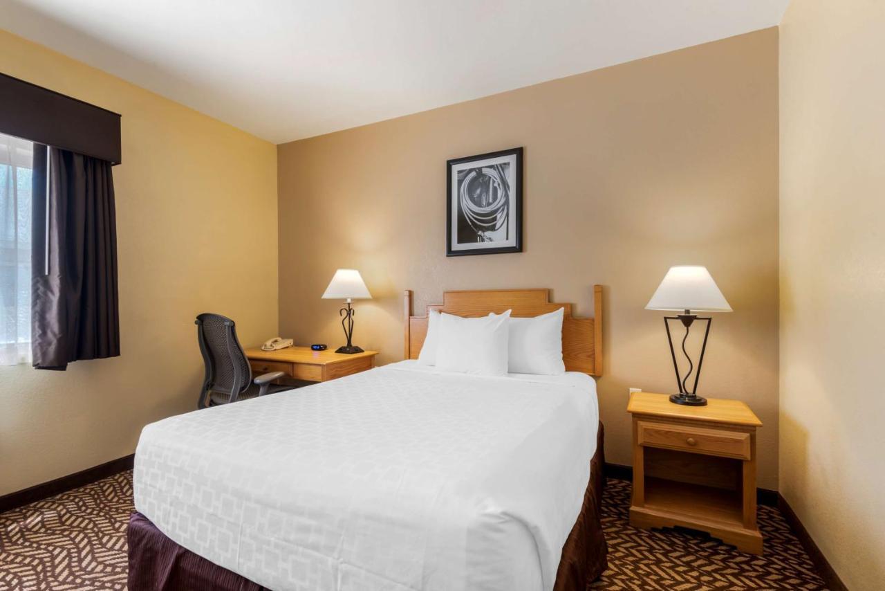 Best Western Turquoise Inn & Suites Кортес Екстер'єр фото