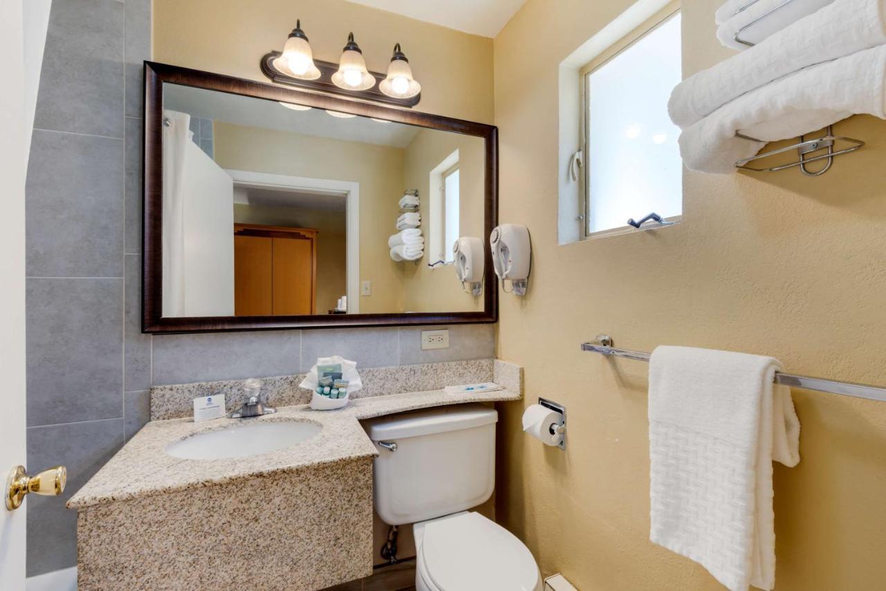 Best Western Turquoise Inn & Suites Кортес Екстер'єр фото