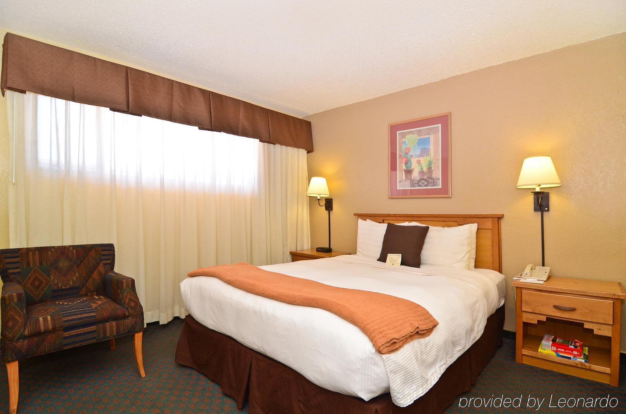 Best Western Turquoise Inn & Suites Кортес Номер фото