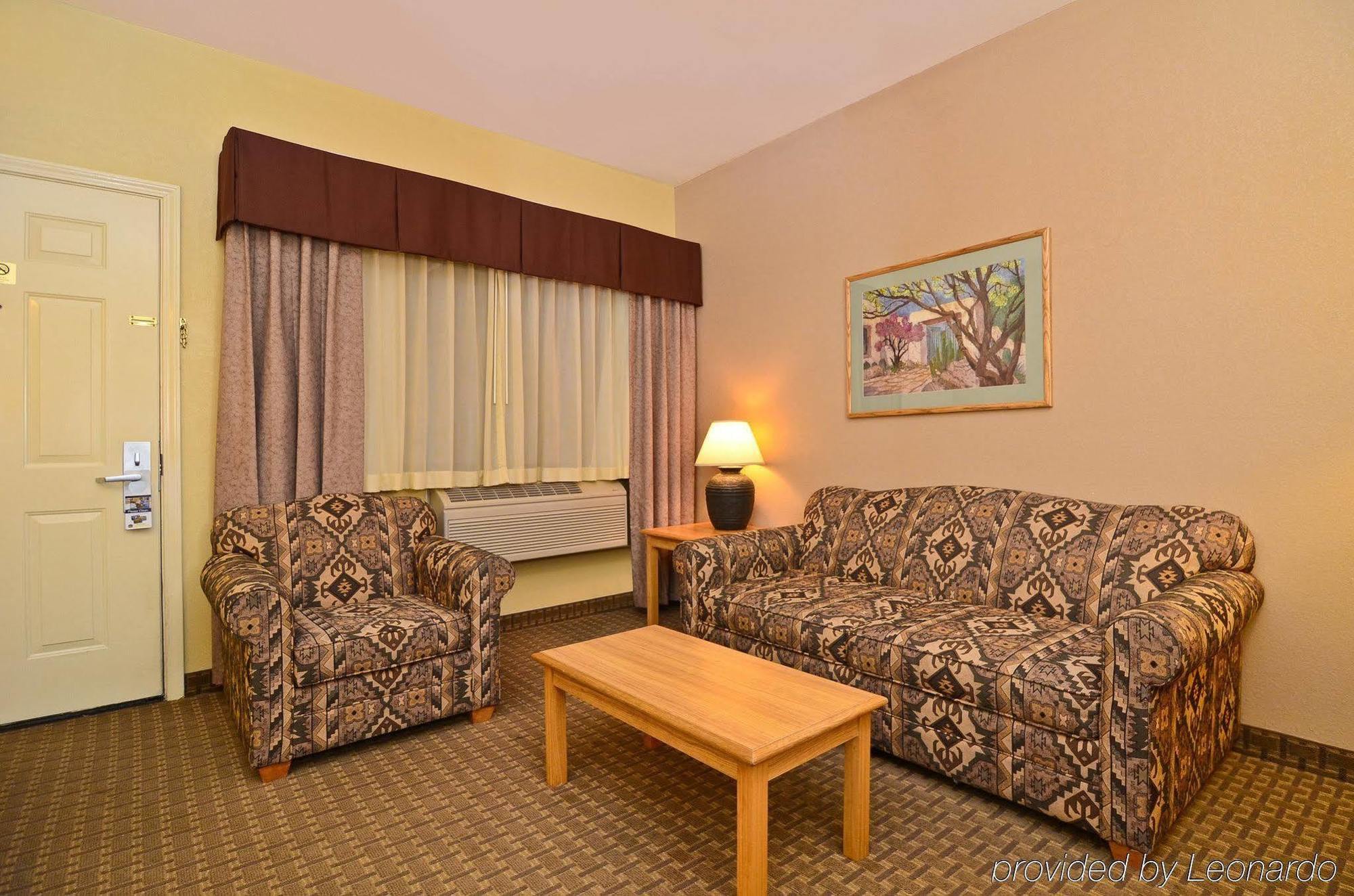 Best Western Turquoise Inn & Suites Кортес Номер фото